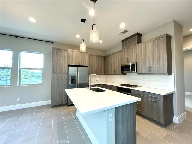 27113 White Sage Court, Valencia, California 91381