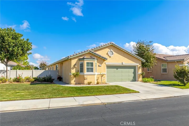 332 Shining Rock, Beaumont, California 92223