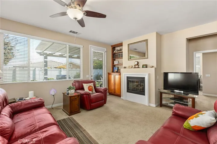 332 Shining Rock, Beaumont, California 92223