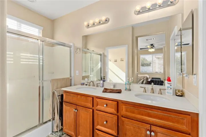 332 Shining Rock, Beaumont, California 92223