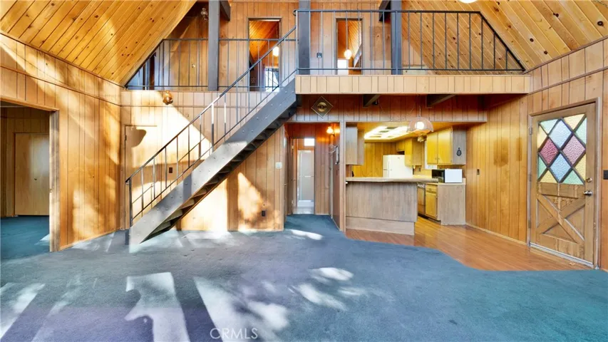 369 Jasmine Lane, Lake Arrowhead, California 92352