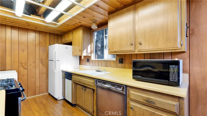 369 Jasmine Lane, Lake Arrowhead, California 92352