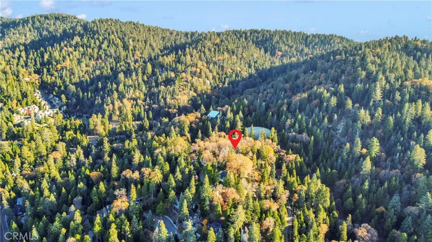 369 Jasmine Lane, Lake Arrowhead, California 92352
