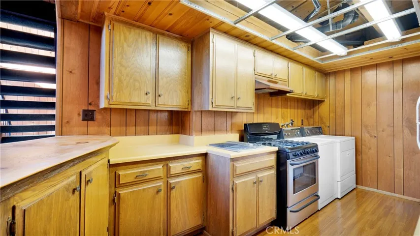 369 Jasmine Lane, Lake Arrowhead, California 92352