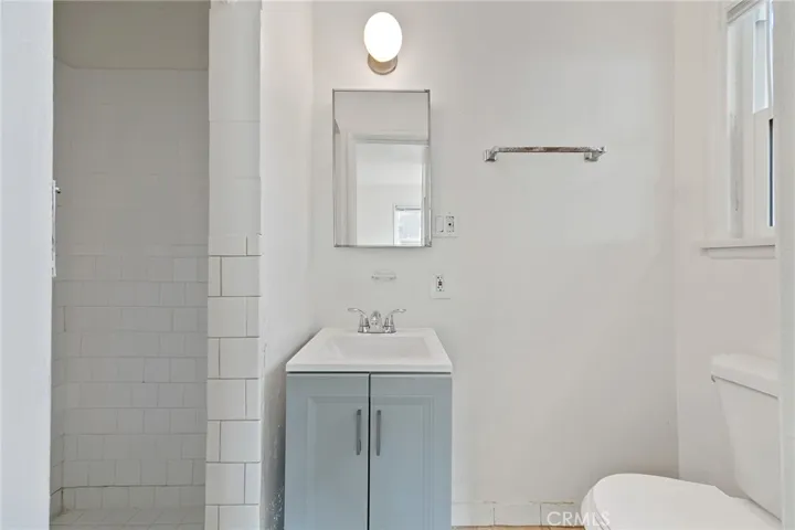 495 E 51st Street, Long Beach, California 90805