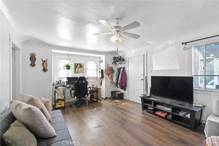 1128 Saint Louis Avenue, Long Beach, California 90804
