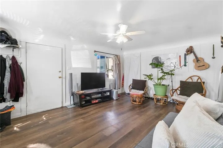 1128 Saint Louis Avenue, Long Beach, California 90804