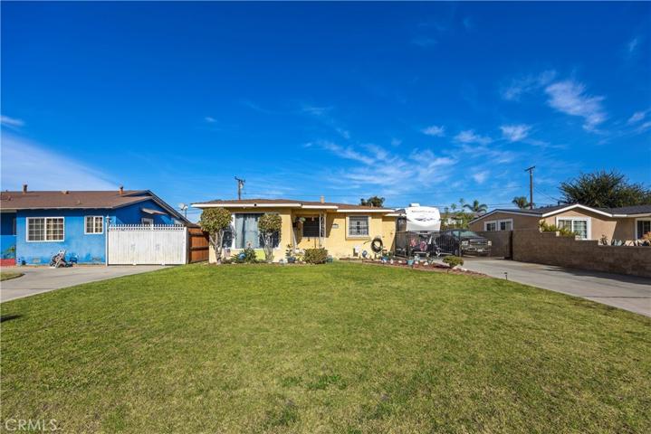 8809 Dalen Street, Downey, California 90242