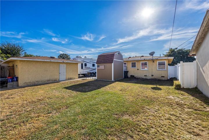 8809 Dalen Street, Downey, California 90242