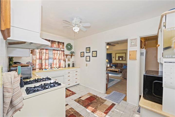 8809 Dalen Street, Downey, California 90242