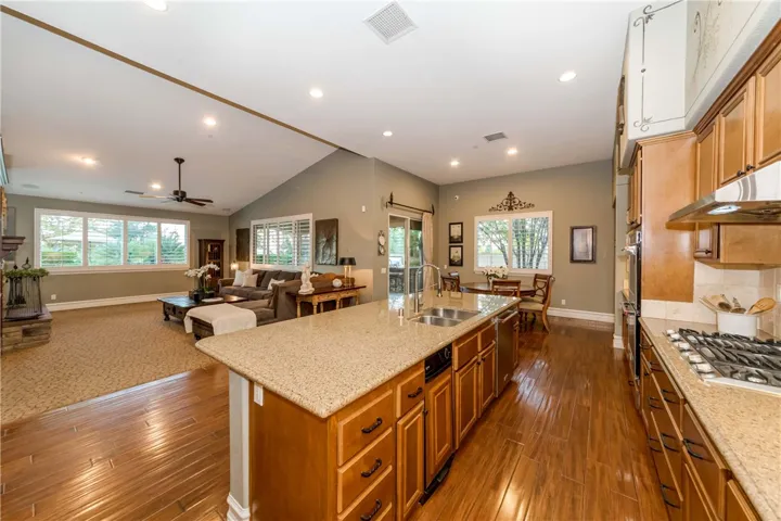 3928 Shady Ridge Drive, Corona, California 92881