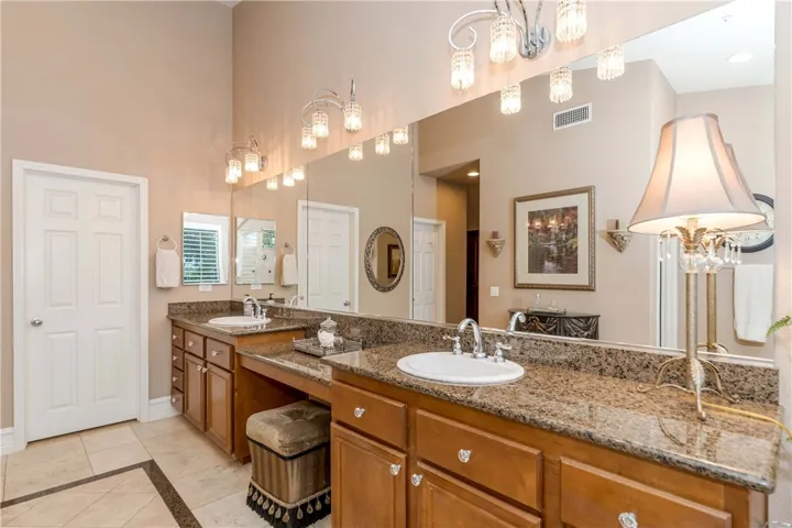 3928 Shady Ridge Drive, Corona, California 92881