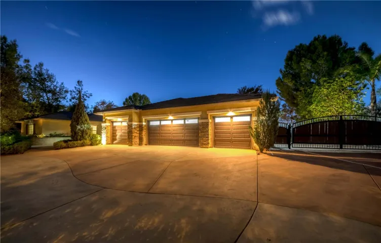 3928 Shady Ridge Drive, Corona, California 92881