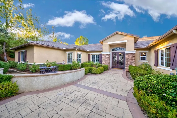 3928 Shady Ridge Drive, Corona, California 92881