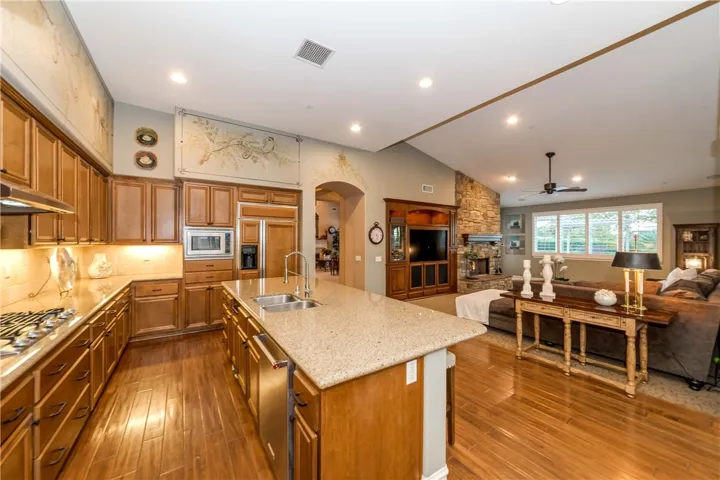 3928 Shady Ridge Drive, Corona, California 92881