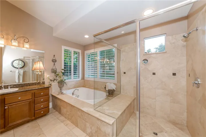 3928 Shady Ridge Drive, Corona, California 92881