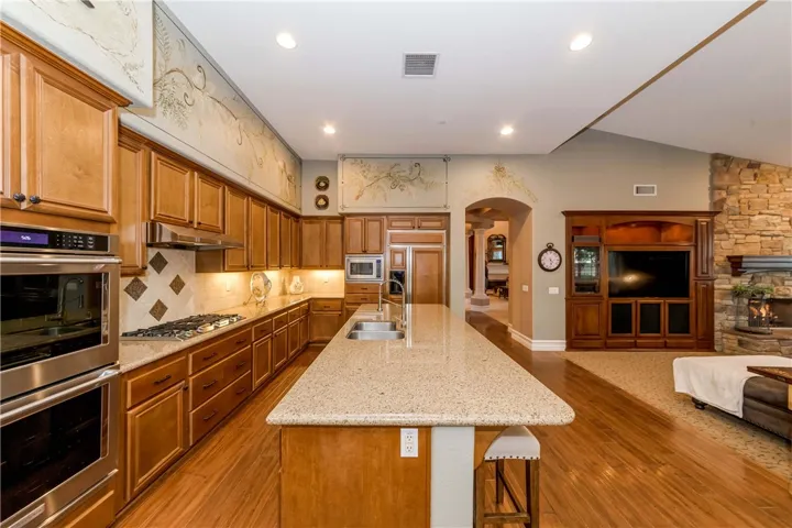 3928 Shady Ridge Drive, Corona, California 92881