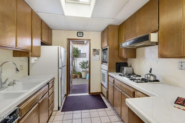 006_1133-shelburn-ln-ventura-ca-usa-006