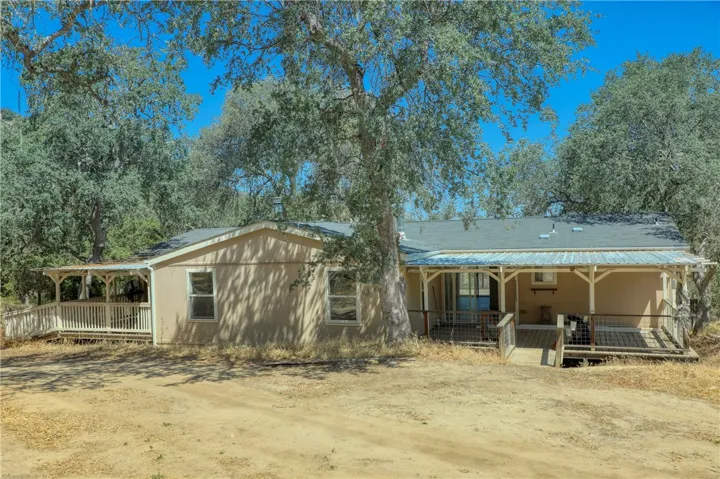 1255 Tierra Redonda, Bradley, California 93426