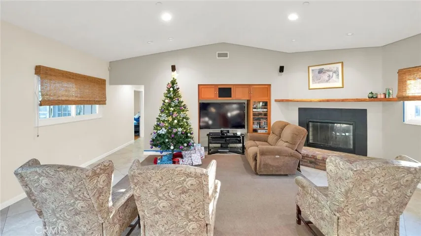 10584 Fuerte Drive, La Mesa, California 91941