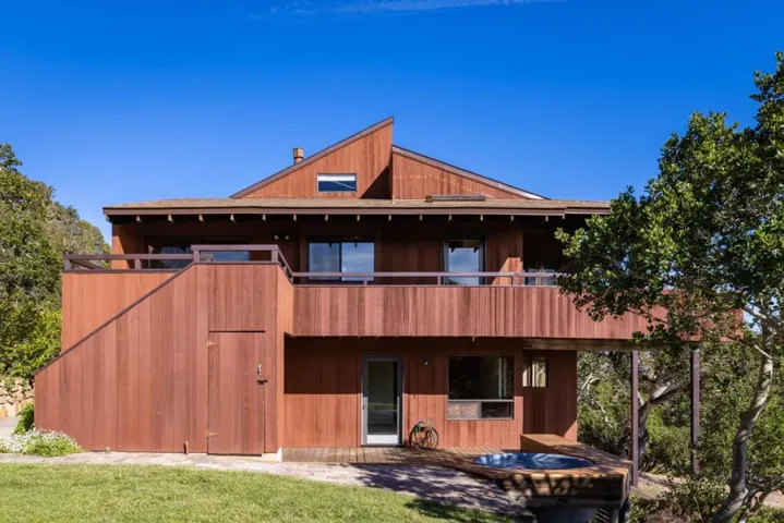 61 Corral De Tierra Road, Salinas, California 93908