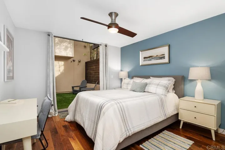 215 2nd Street #101, Encinitas, California 92024