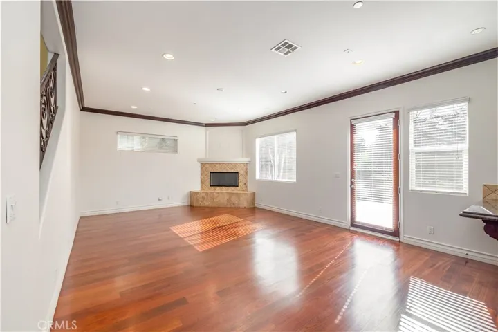 2402 Ives Lane, Redondo Beach, California 90278