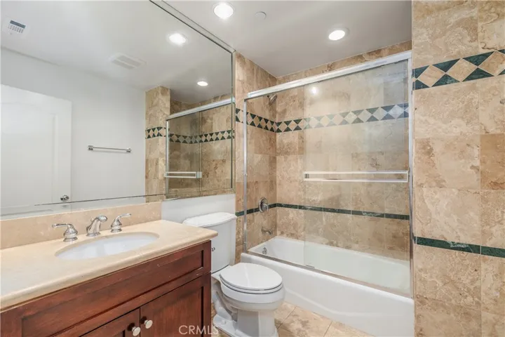 2402 Ives Lane, Redondo Beach, California 90278
