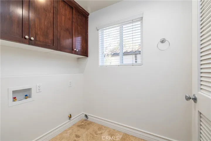 2402 Ives Lane, Redondo Beach, California 90278