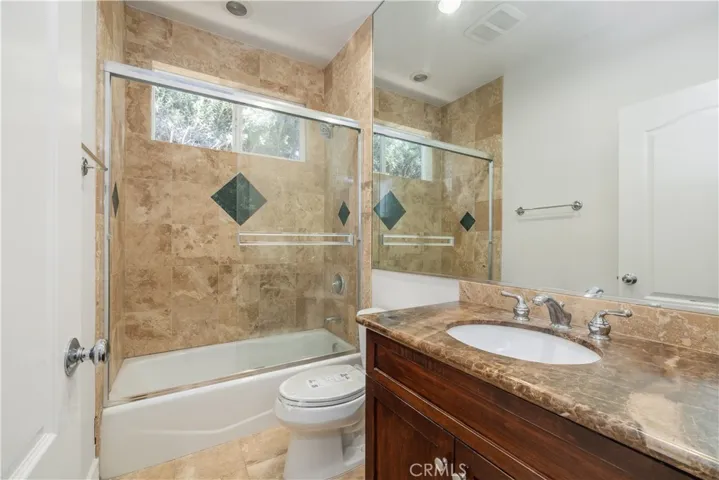 2402 Ives Lane, Redondo Beach, California 90278