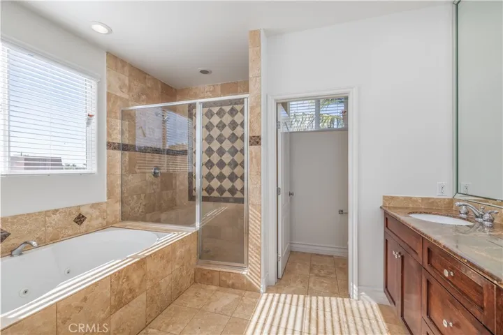 2402 Ives Lane, Redondo Beach, California 90278