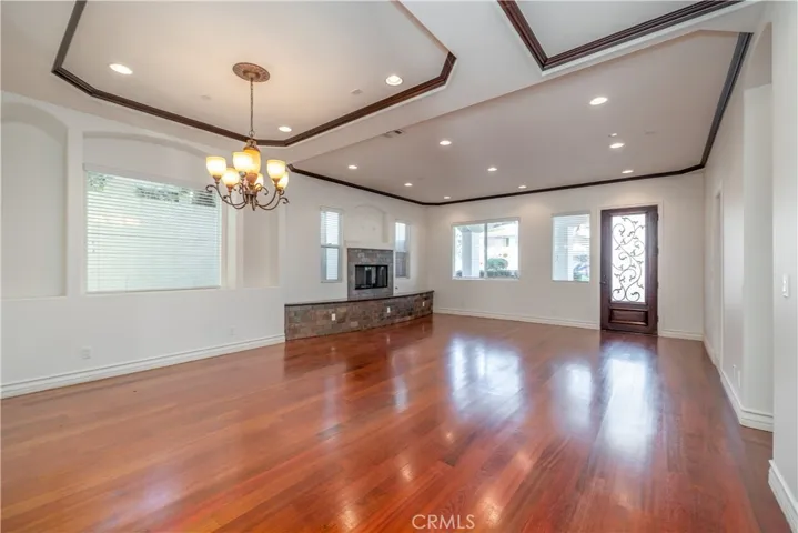 2402 Ives Lane, Redondo Beach, California 90278