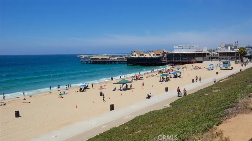 Redondo Beach, south of the Pier