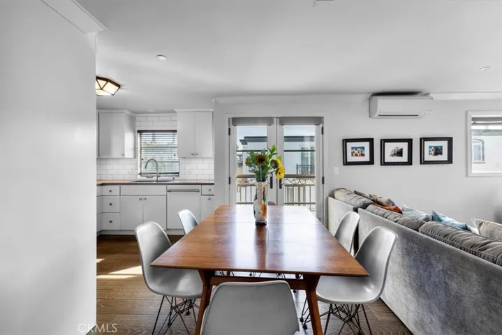 30 The Strand 2, Hermosa Beach, California 90254