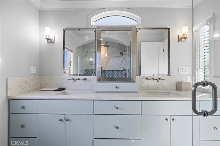 30 The Strand 2, Hermosa Beach, California 90254
