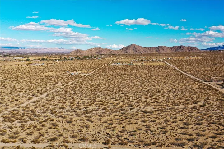 View of the buttes to the east