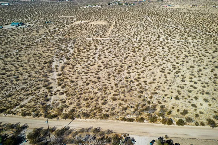 3 Buenos Aires Road, Lucerne Valley, California 92356