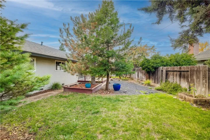 1390 Arlington Drive, Chico, California 95926