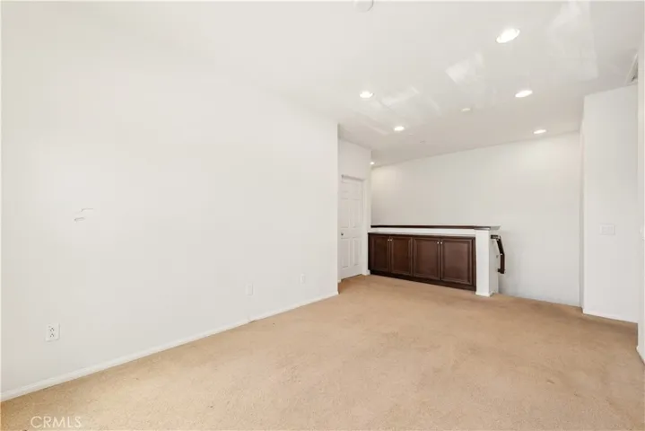 1077 Venice Way, Upland, California 91786