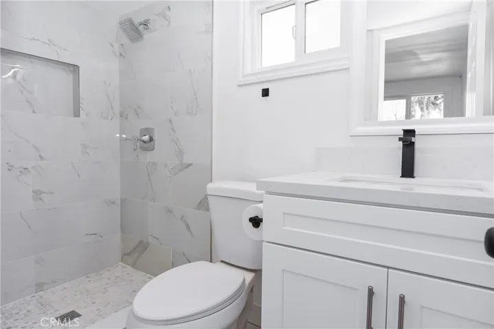 7032 Crebs Avenue, Reseda, California 91335