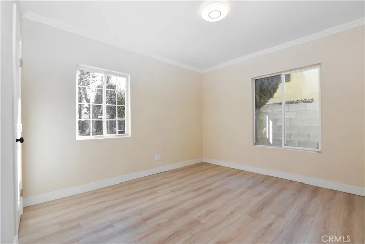 7032 Crebs Avenue, Reseda, California 91335