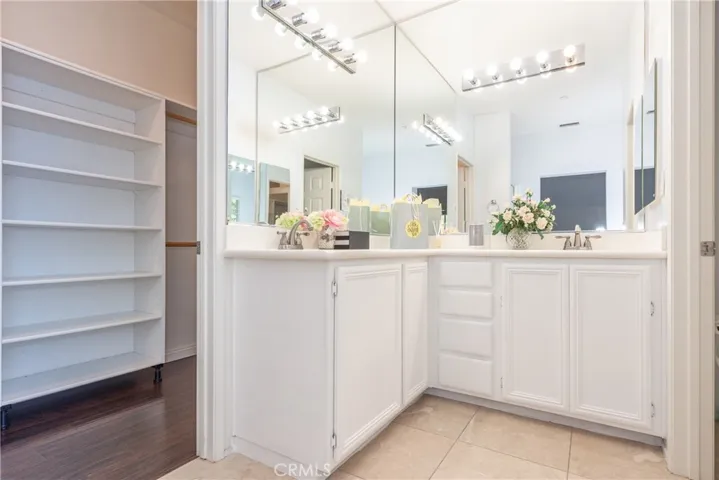 38 Daisy, Irvine, California 92618