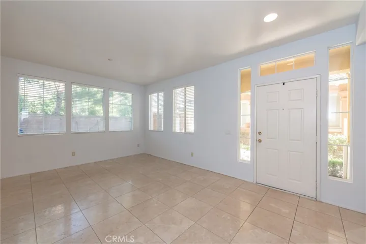38 Daisy, Irvine, California 92618