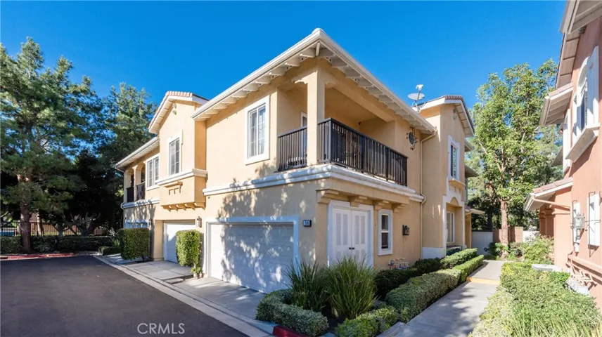 38 Daisy, Irvine, California 92618