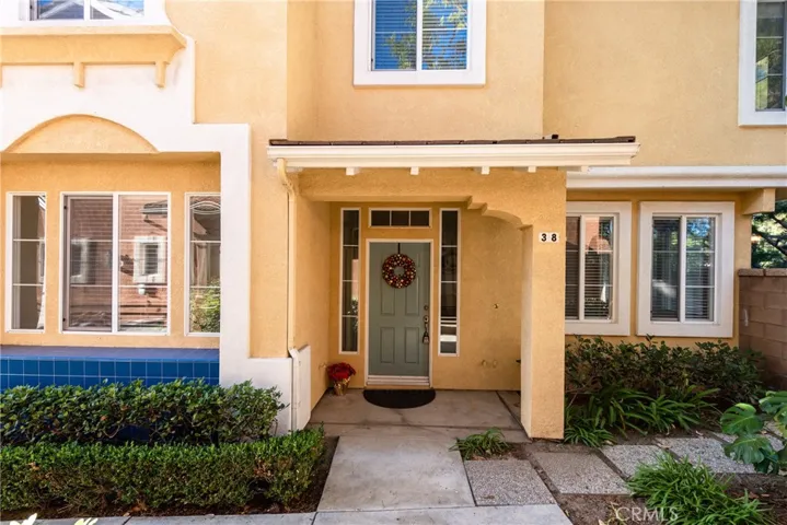 38 Daisy, Irvine, California 92618