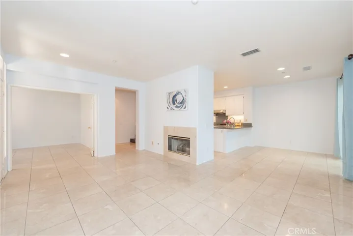 38 Daisy, Irvine, California 92618