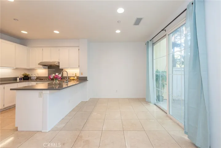 38 Daisy, Irvine, California 92618