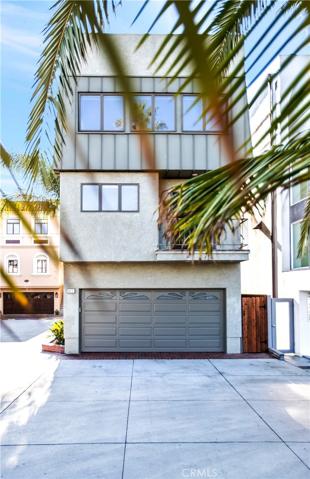 71 B Surfside, Surfside, California 90743