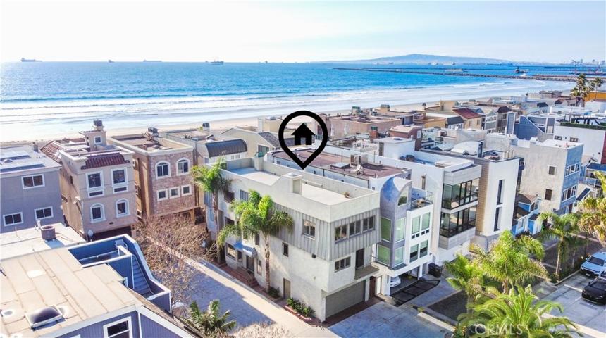 71 B Surfside, Surfside, California 90743