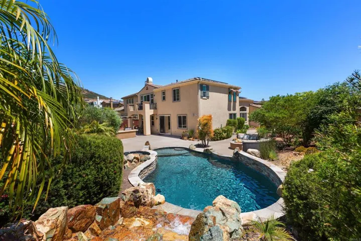 1062 Vega Way, San Marcos, California 92078